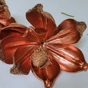 Metallic Copper Floral Decor